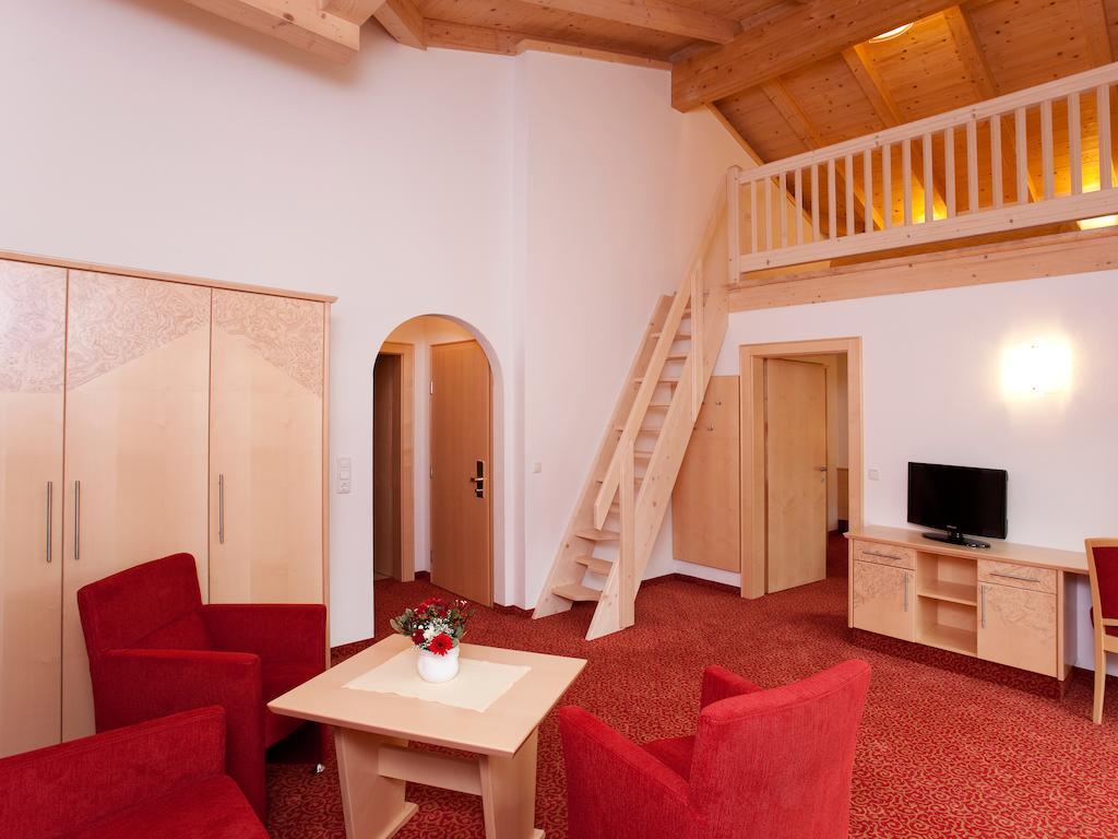 Erlebnishotel Kitzbuehler Horn Oberndorf in Tirol Exteriör bild