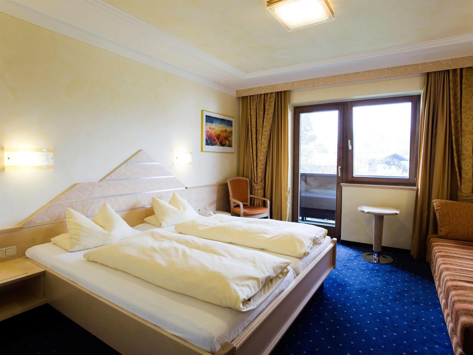 Erlebnishotel Kitzbuehler Horn Oberndorf in Tirol Exteriör bild
